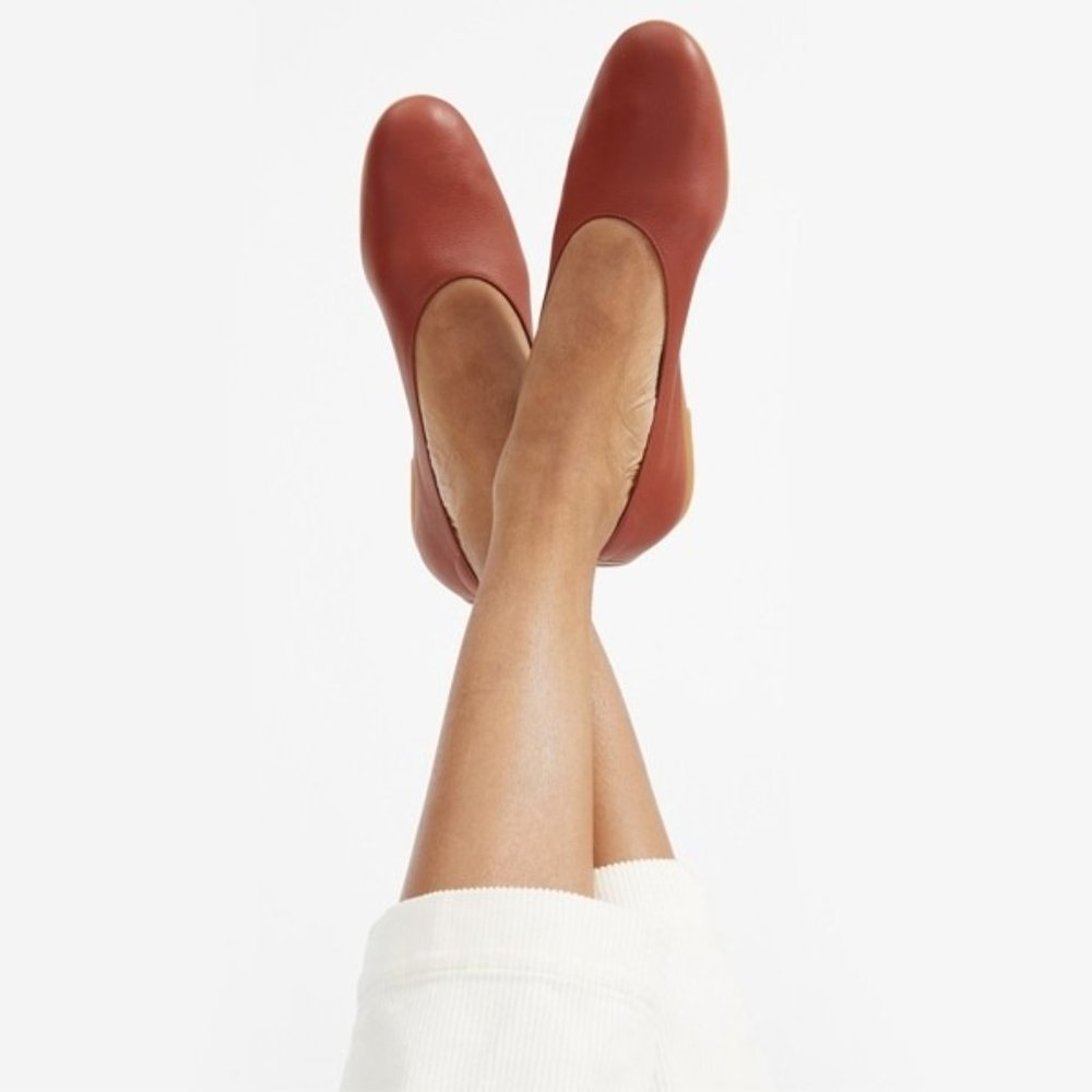 Everlane The Italian Leather Day Glove in Toasted Almond 10.5 New Womens Shoes